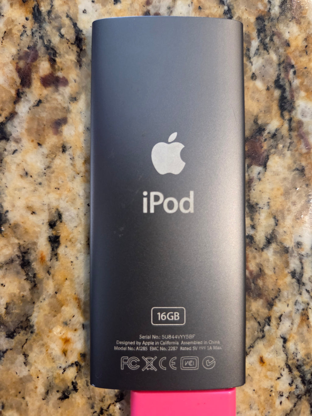 iPod Nano (2008) * 16GB - BLACK