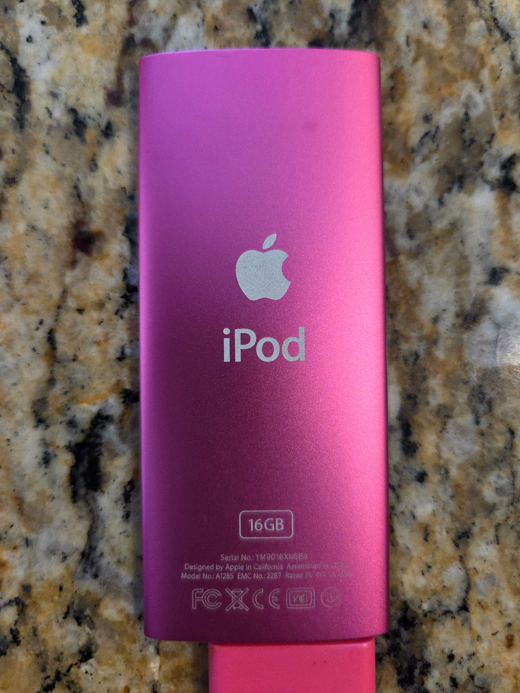 iPod Nano (2008) * 16GB - PINK