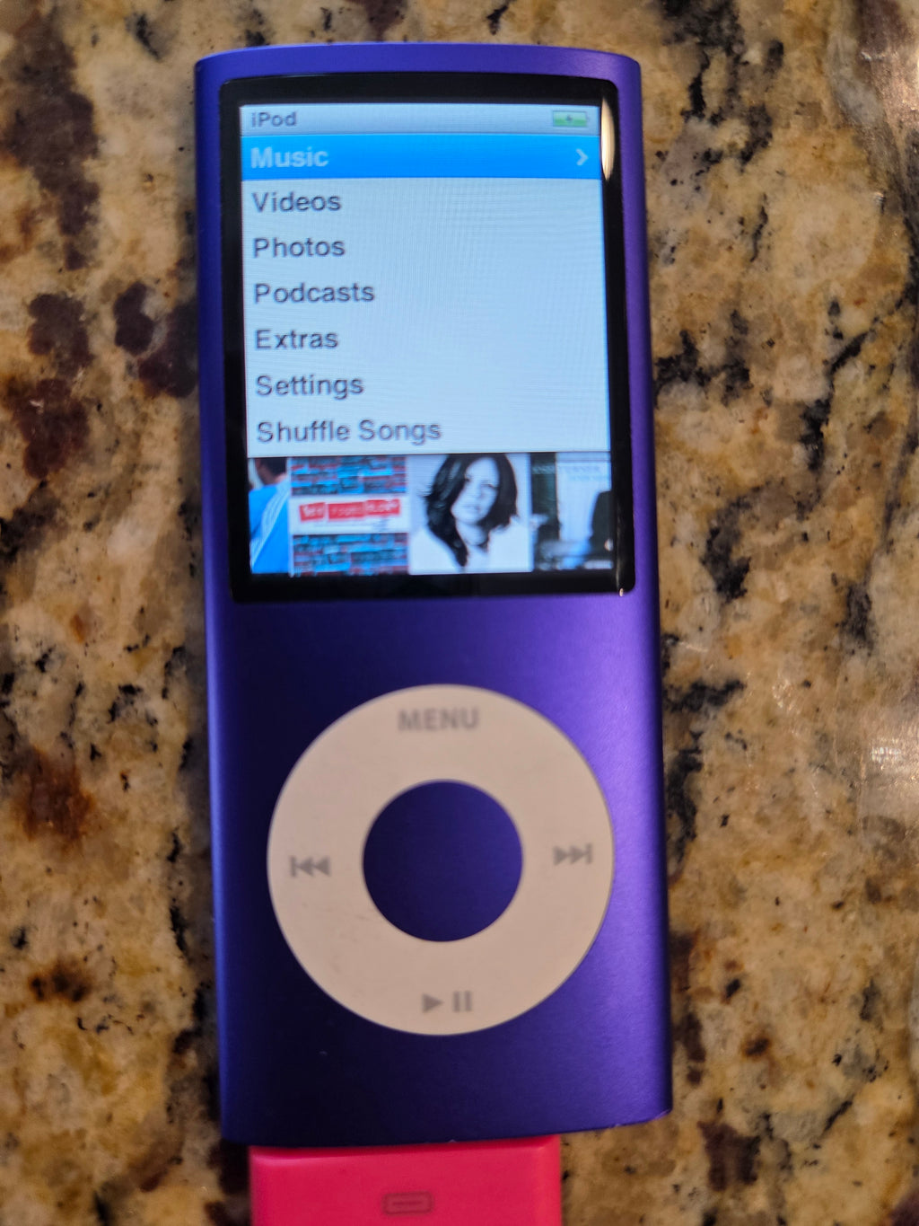 iPod Nano (2008) * 8GB - PURPLE