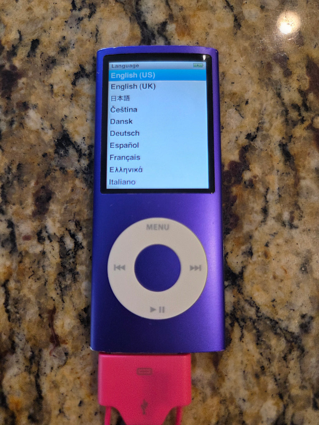 iPod Nano (2008) * 8GB - PURPLE