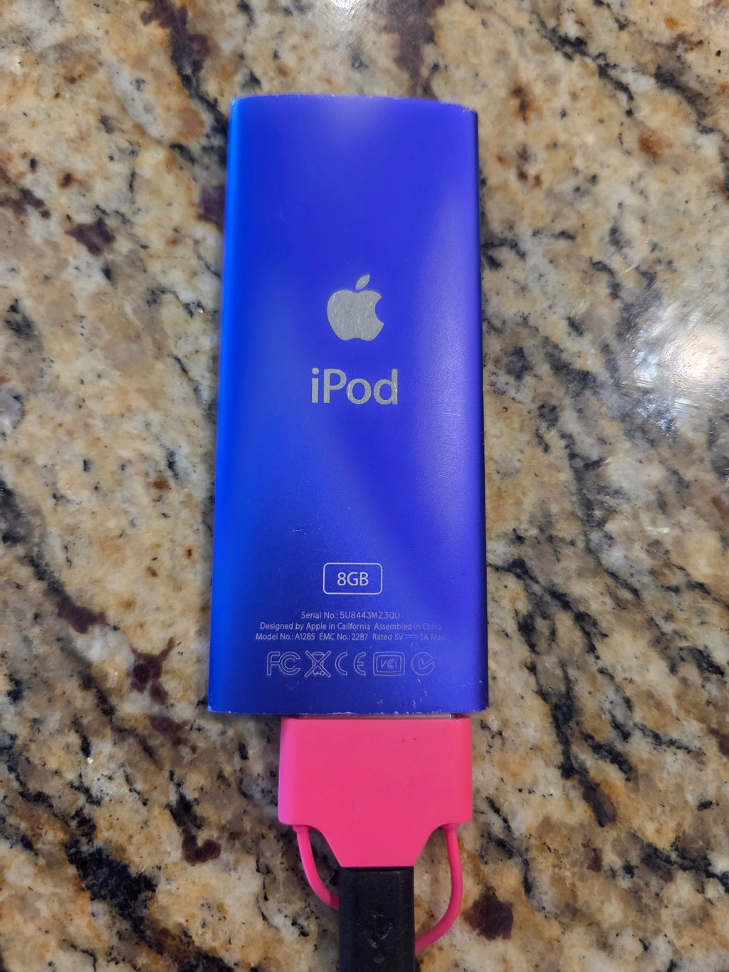 iPod Nano (2008) * 8GB - PURPLE