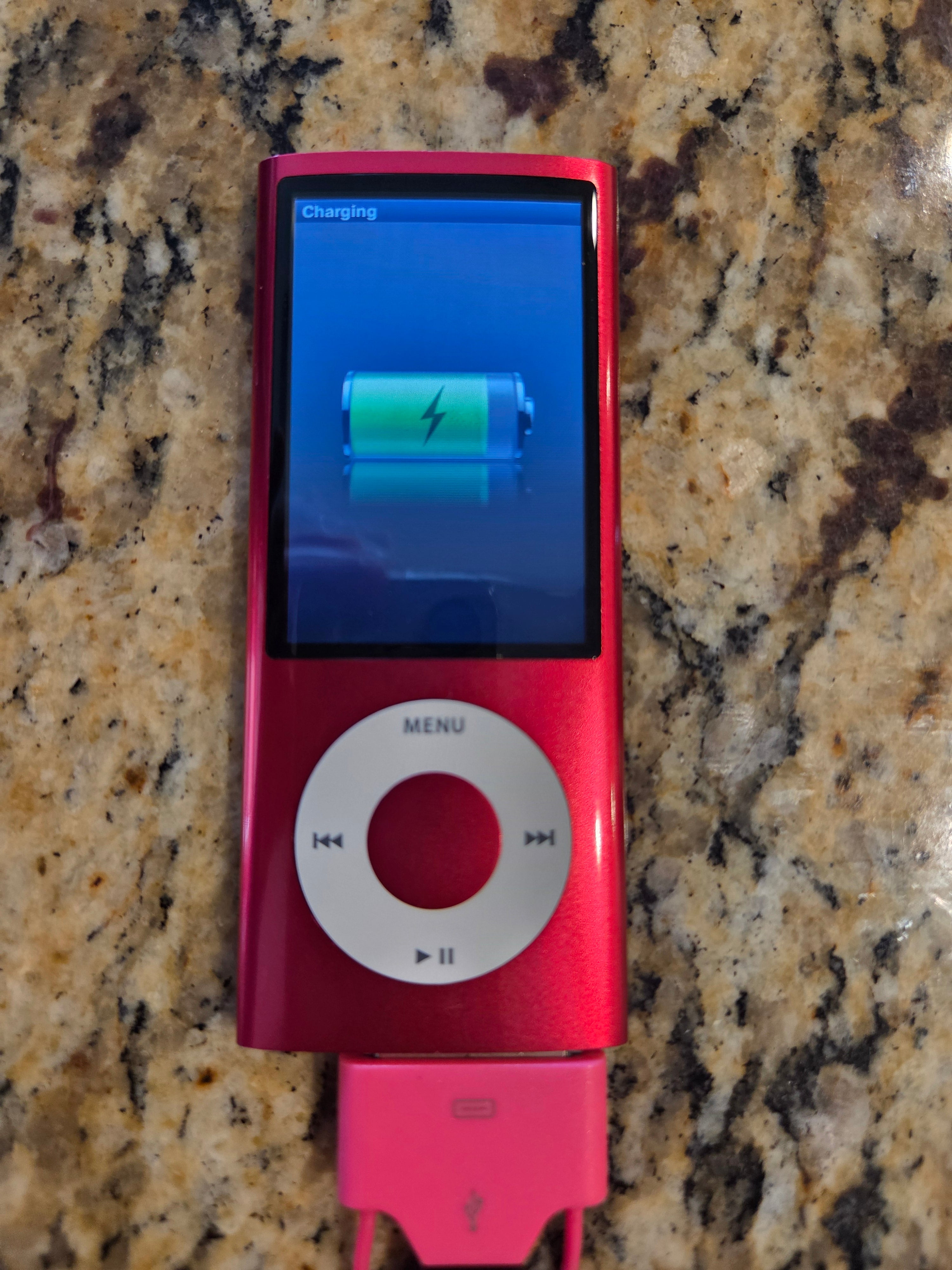 iPod Nano (2009) * HOT PINK