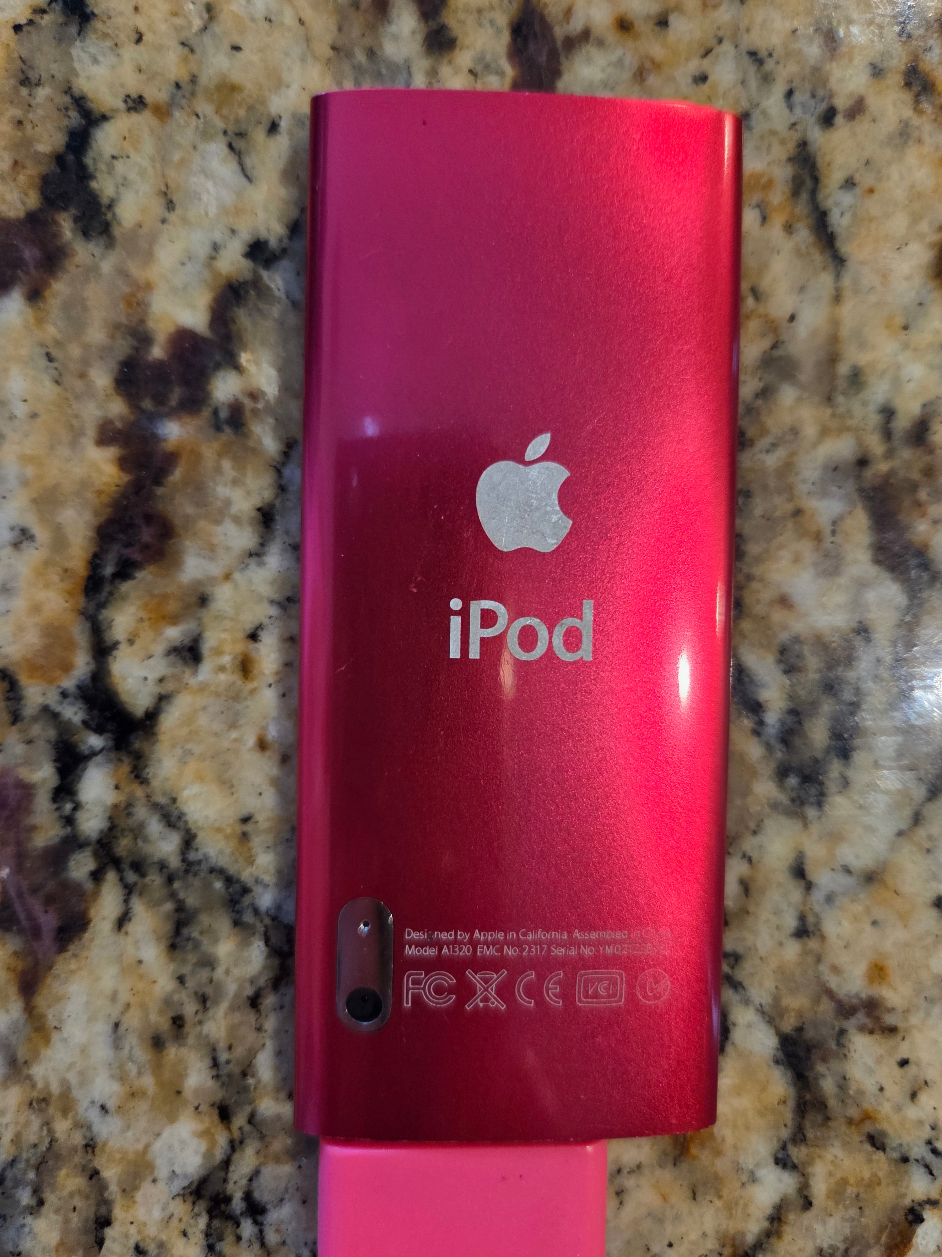 iPod Nano (2009) * HOT PINK