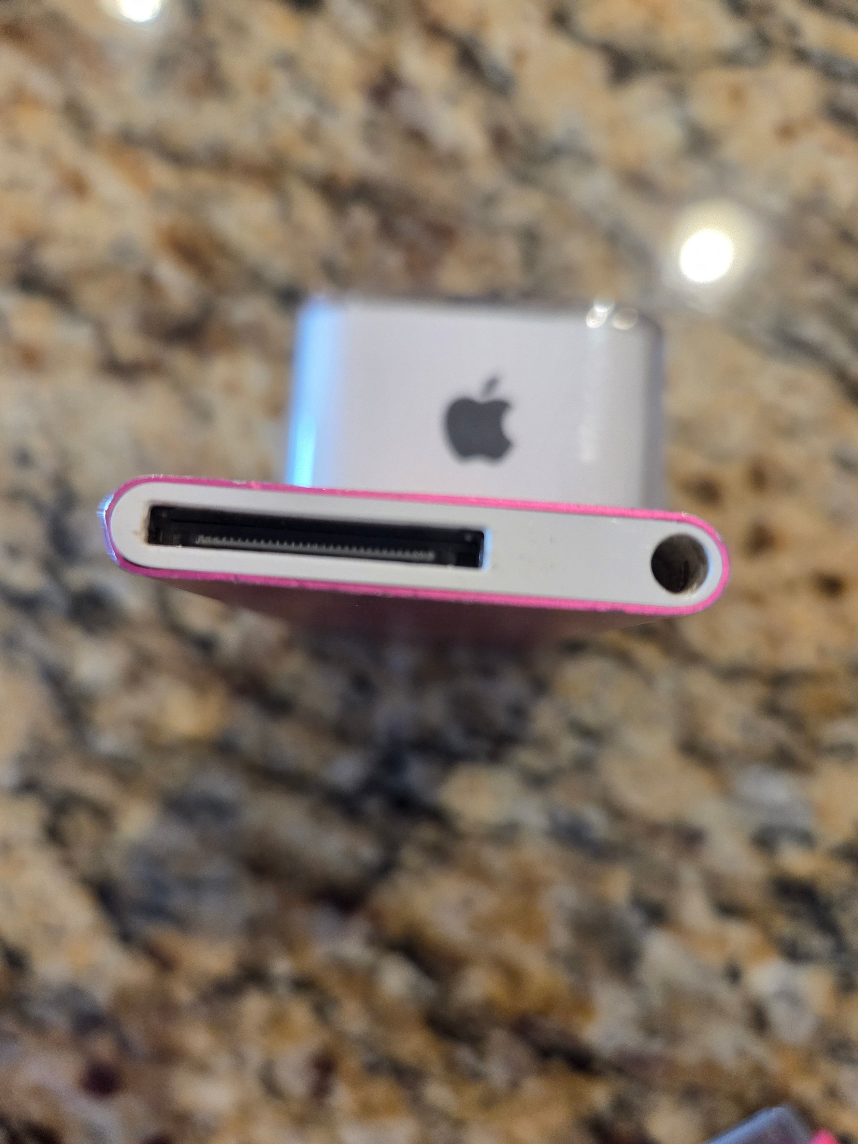 iPod Nano (2006) * 4GB - PINK