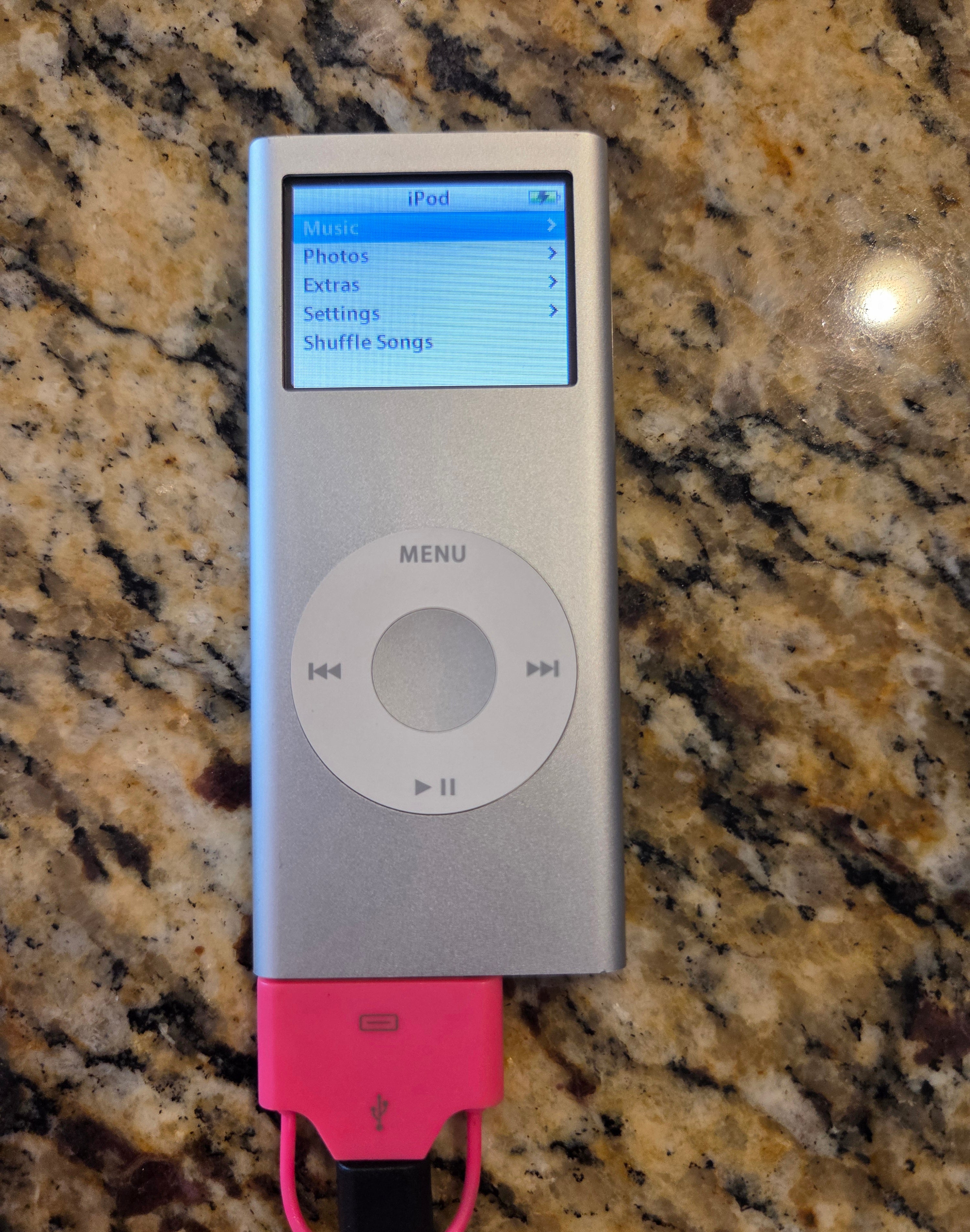 iPod Nano (2006) * 4GB - SILVER