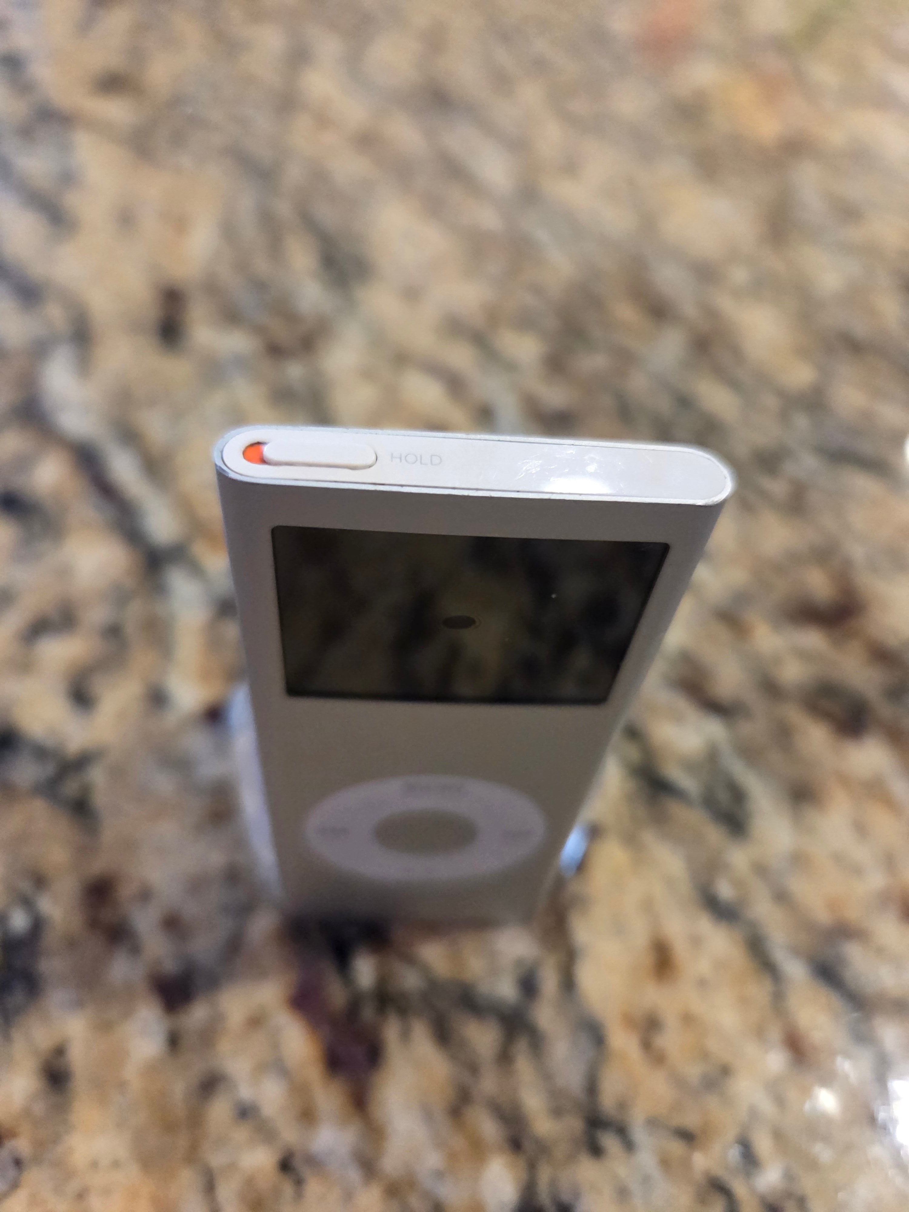iPod Nano (2006) * 4GB - SILVER