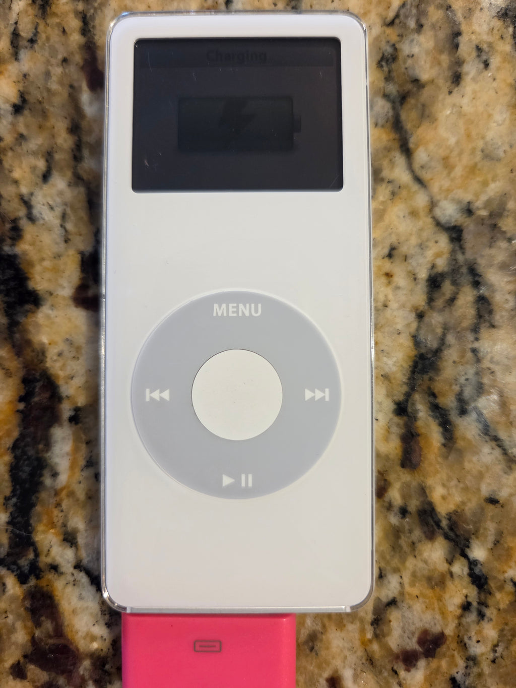 iPod (2005) * 2GB - WHITE