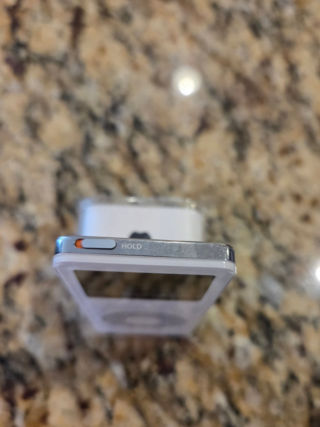 iPod (2005) * 2GB - WHITE