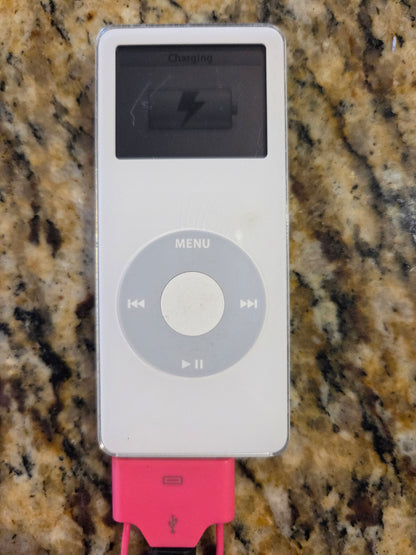 iPod * 1GB - WHITE