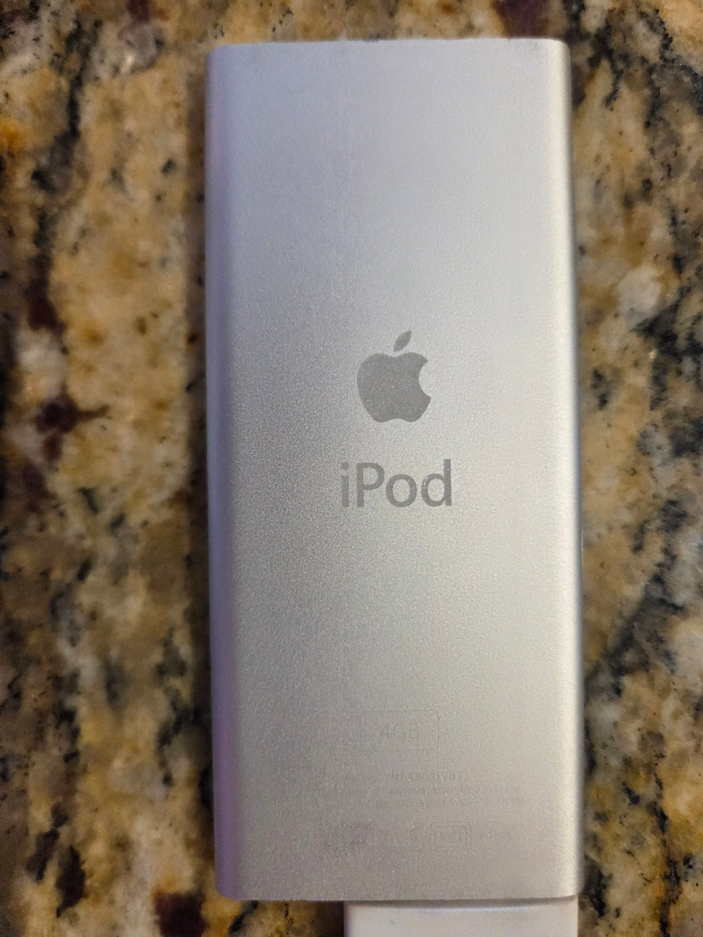 iPod Nano * 2GB - SILVER