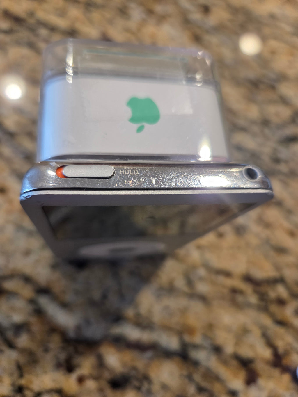 iPod (Small) * 4GB - SILVER