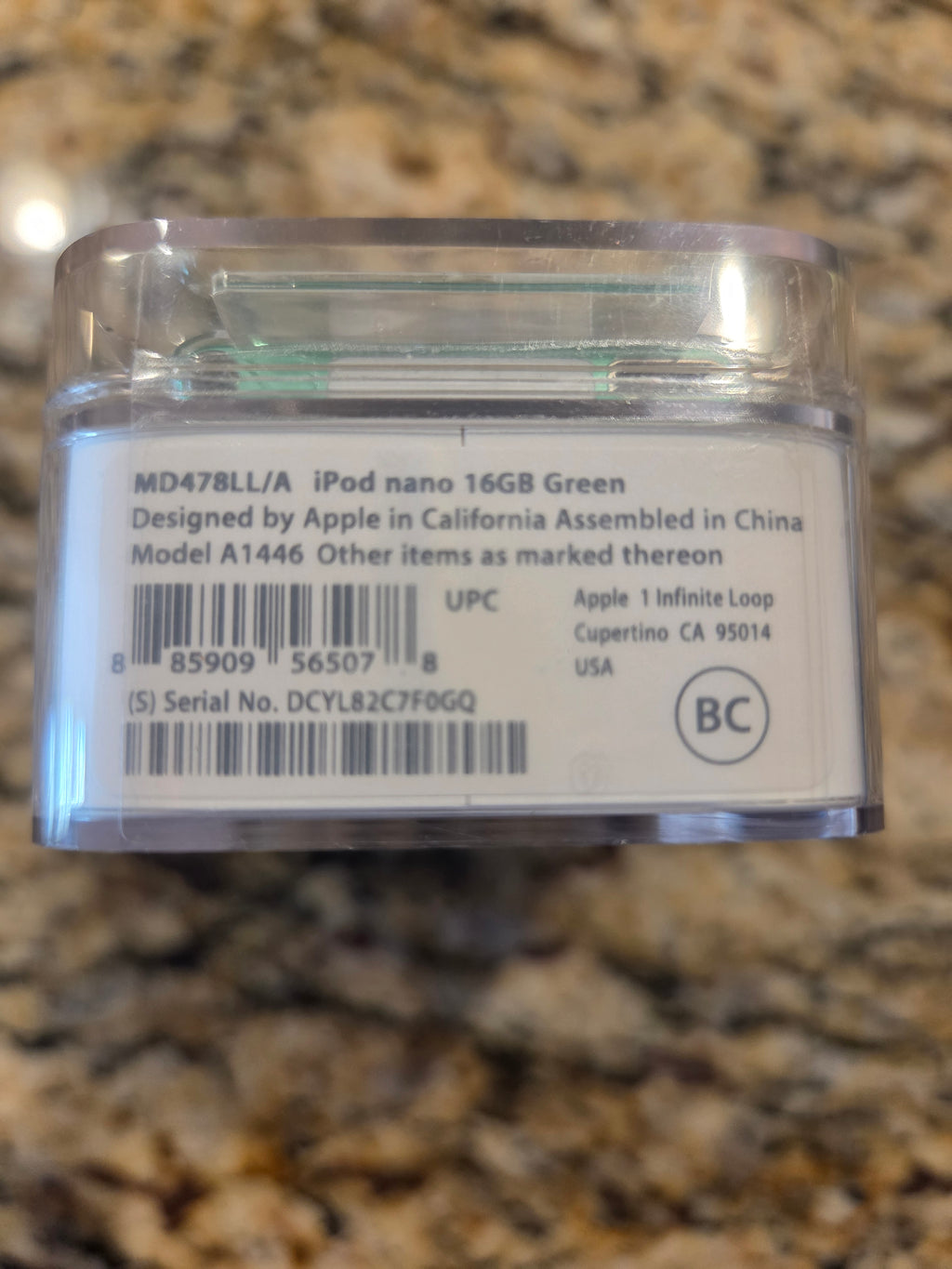 iPod Nano (2012) * Factory Sealed - GREEN