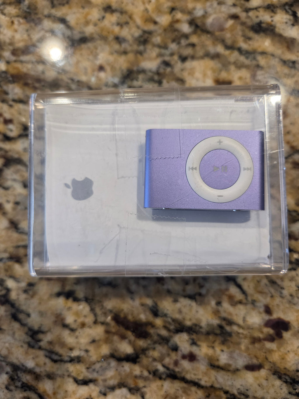 iPod Shuffle * Factory Sealed 1GB - LAVENDER