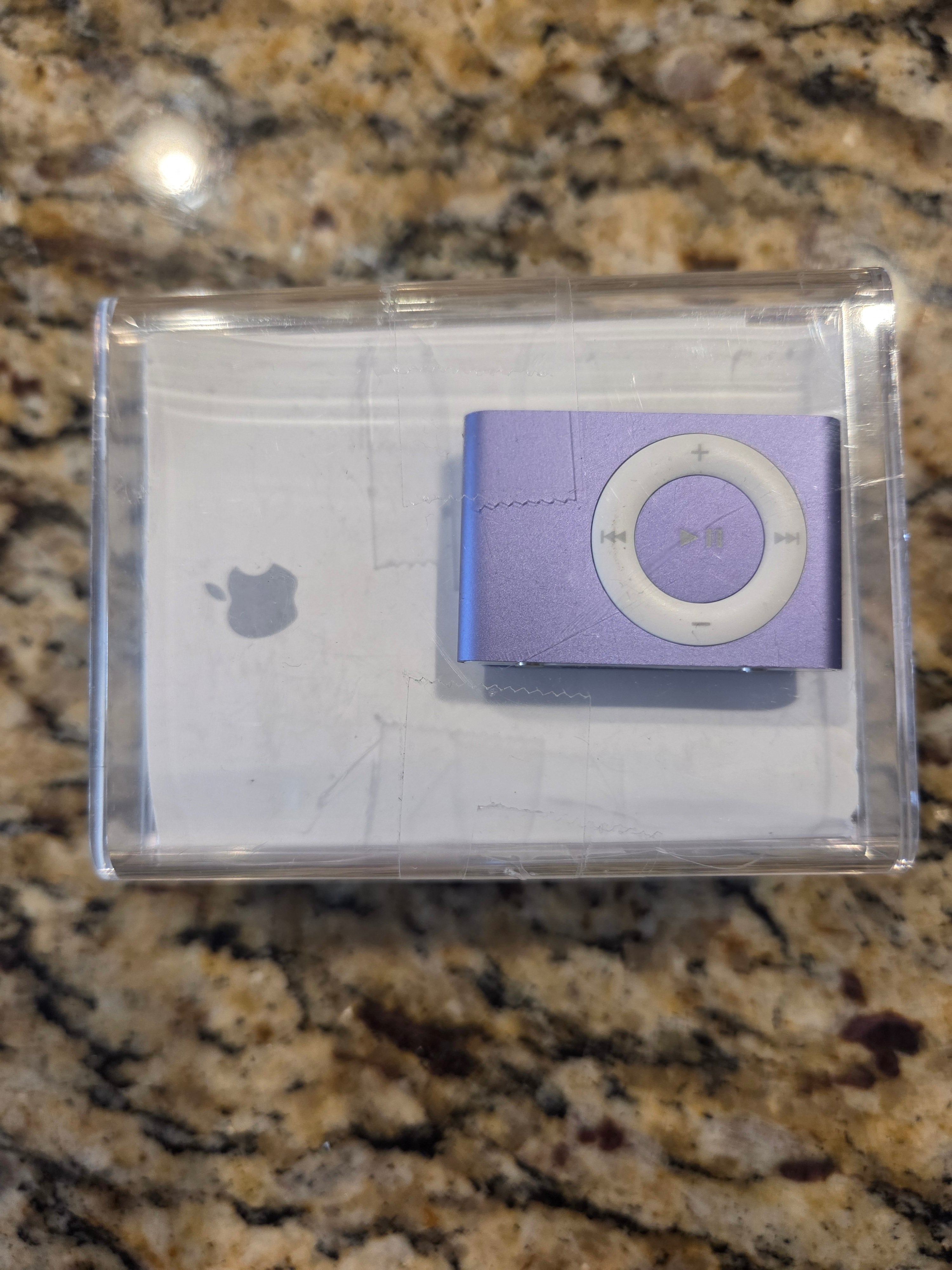iPod Shuffle * Factory Sealed 1GB - LAVENDER