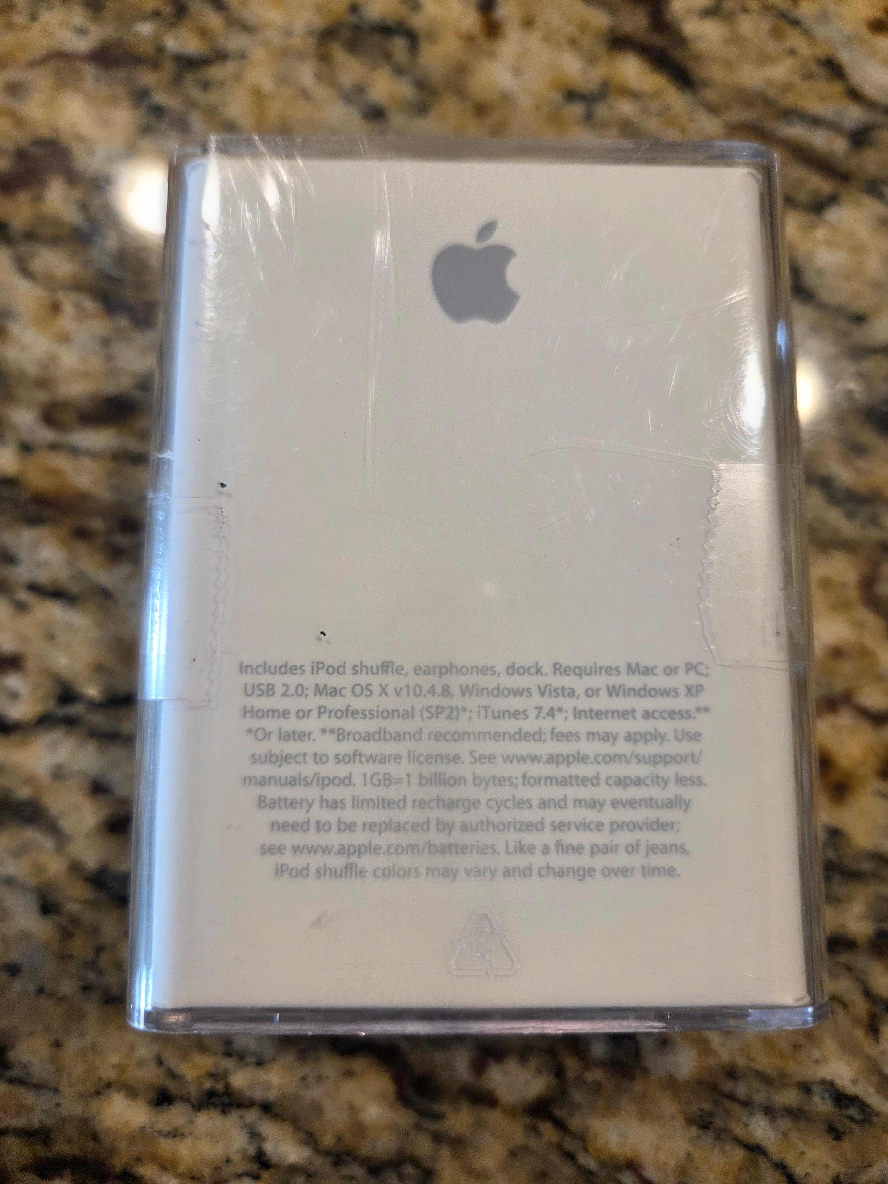 iPod Shuffle * Factory Sealed 1GB - LAVENDER