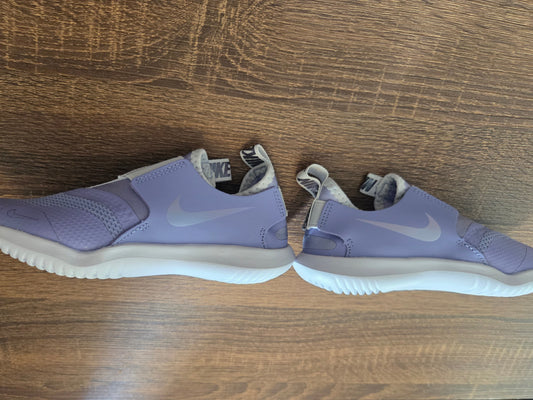 Purple and White - KID NIKE - Size 12C*