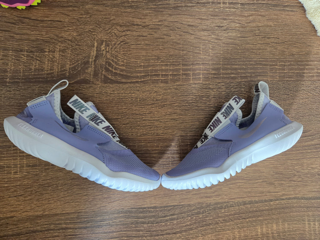 Purple and White - KID NIKE - Size 12C*