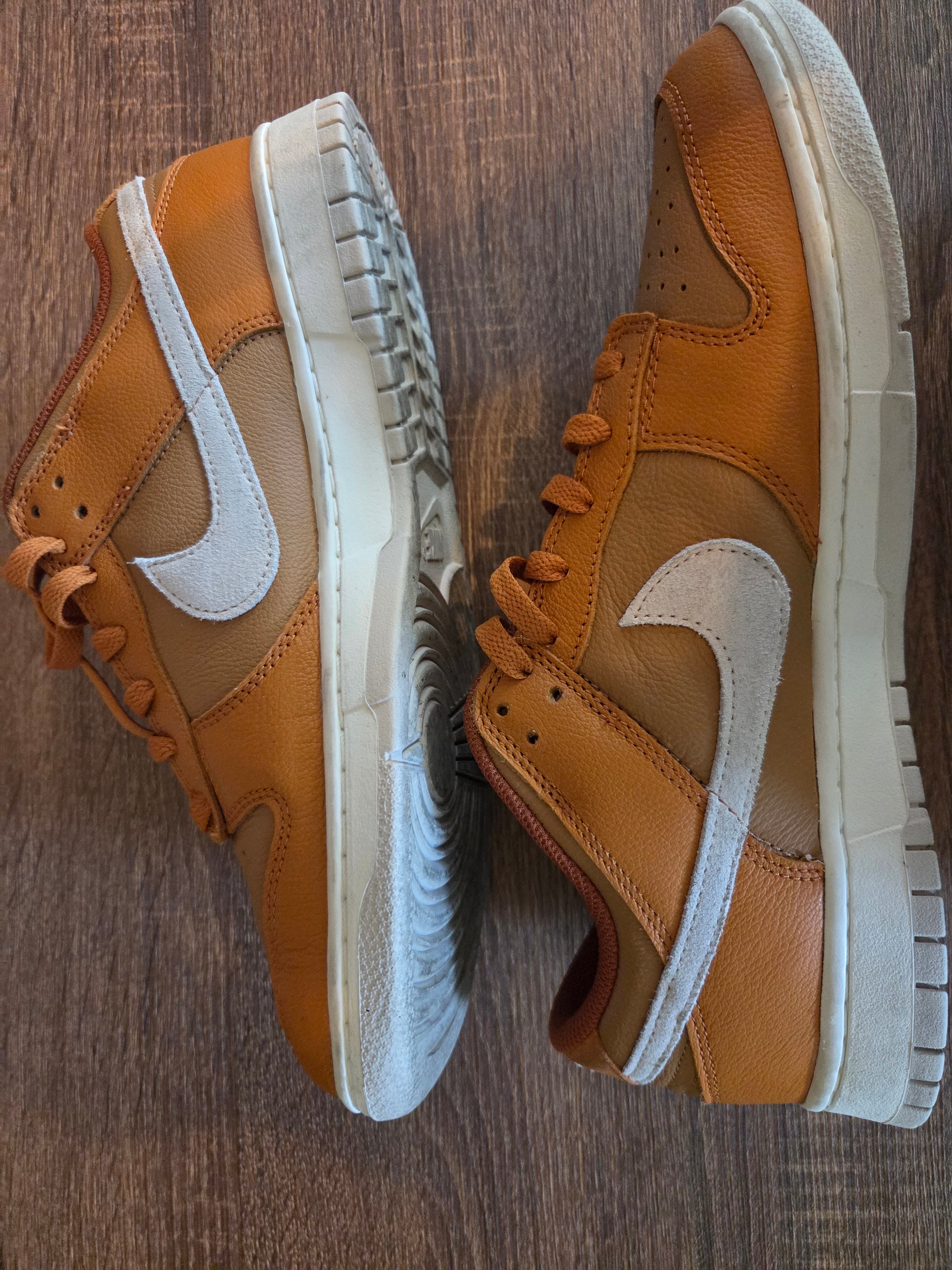 " Safari Swoosh Kumquat " - NIKE DUNK - Size 11.5*