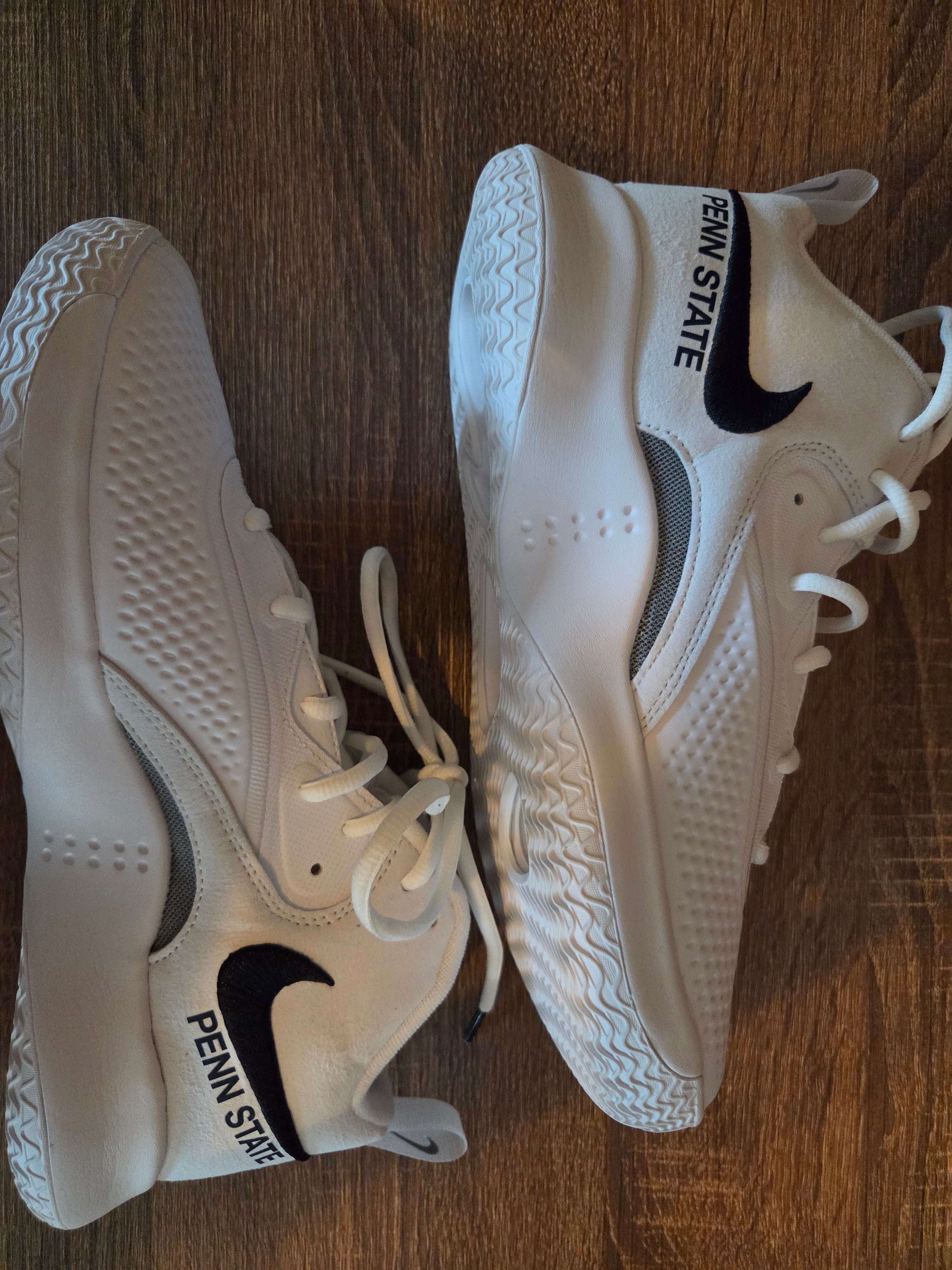 " Penn State " - NIKE - Size 8.5*