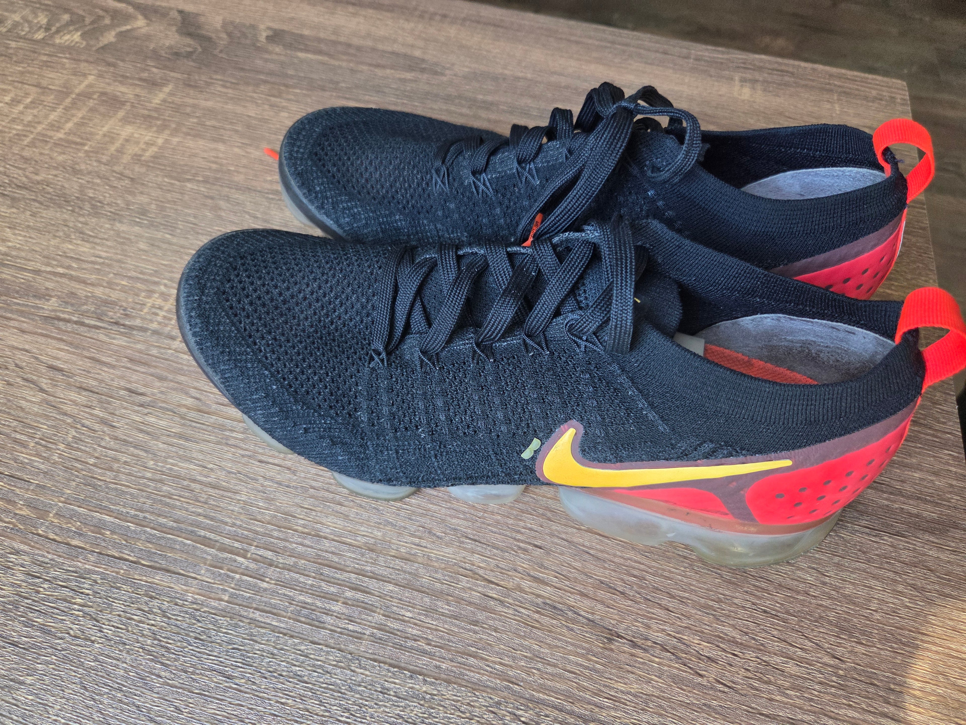 NIKE AIR VAPOR MAX FLYKNIT 2 - Size 11*