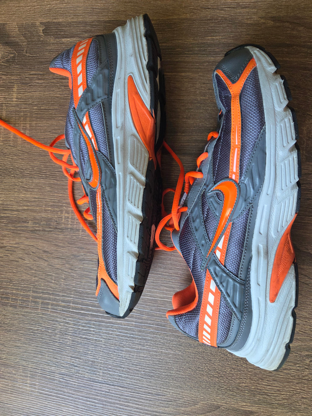 NIKE INITIATOR - Size 11.5*