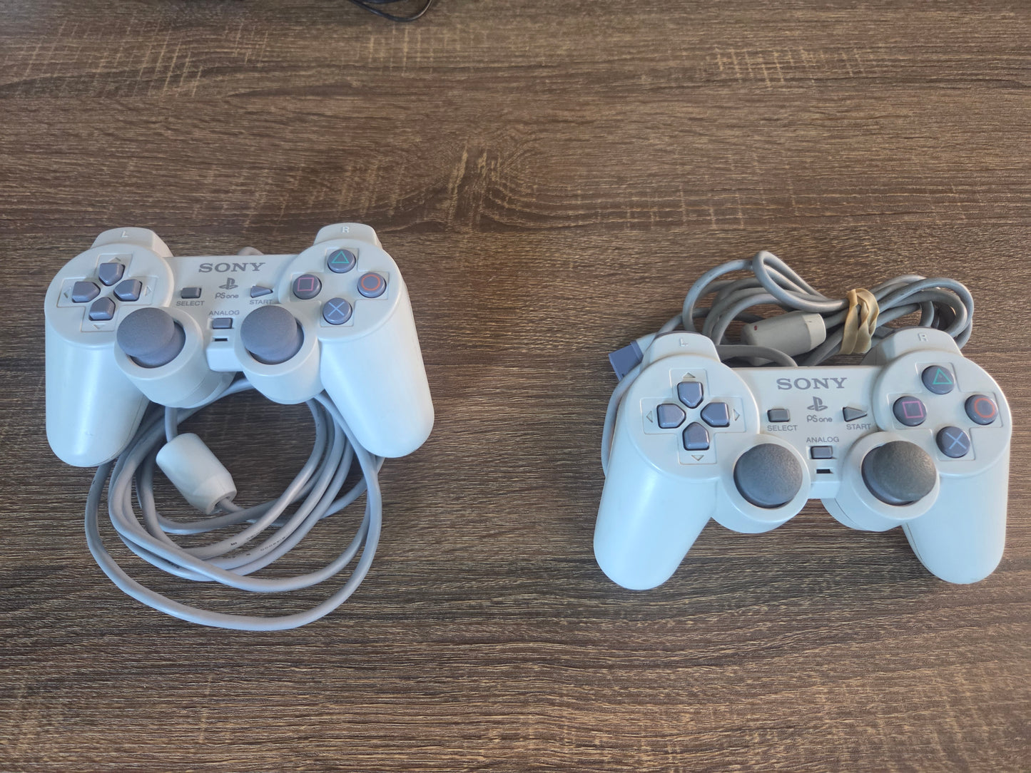 PS1 Slim Bundle w/ 2 Controllers, 2 Games and 1 Memory Card!