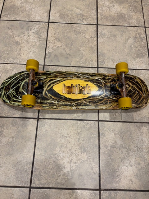 Complete Habitat Skateboard