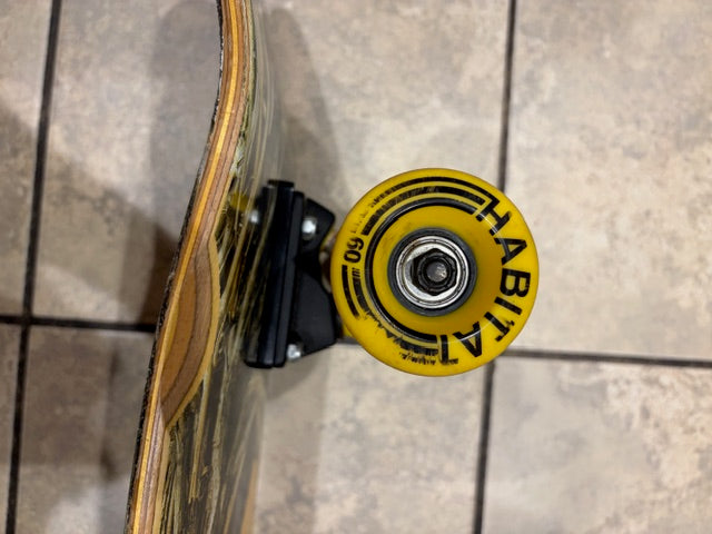 Complete Habitat Skateboard