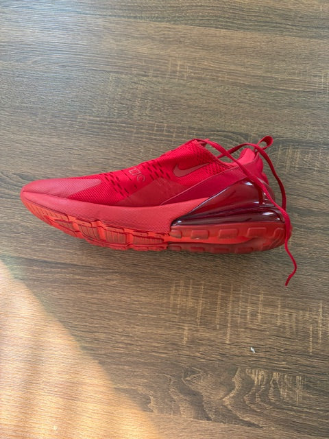 " Triple University Red " NIKE AIR MAX 270 - Size 12*