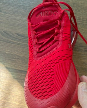" Triple University Red " NIKE AIR MAX 270 - Size 12*