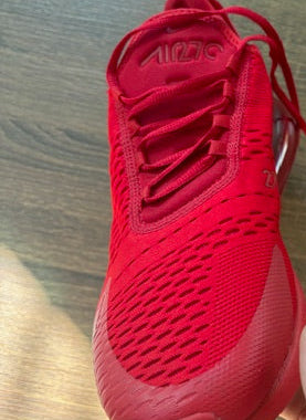 " Triple University Red " NIKE AIR MAX 270 - Size 12*