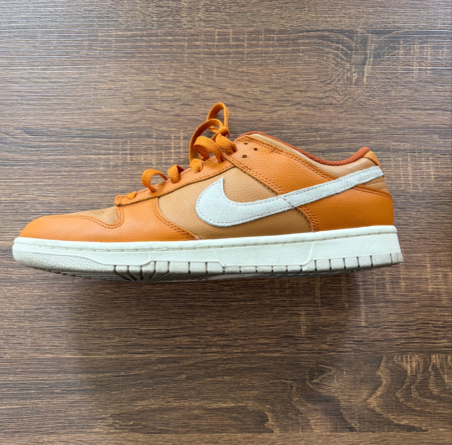 " Safari Swoosh Kumquat " - NIKE DUNK - Size 11.5*