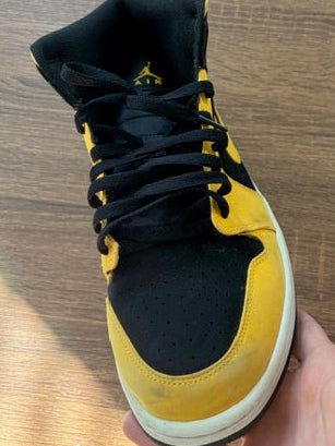 " New Love " - AIR JORDAN MID REVERSE - Size 12