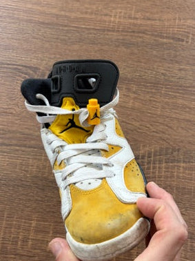 " Yellow Ochre " - JORDAN 6 RETRO - Size 4Y * KIDS
