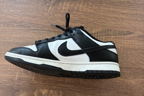 " Low Vintage Panda " - NIKE DUNK - Size 12