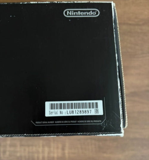 Wii Bundle w/ Original Box  ( + Wii Sports & Wii Resort )