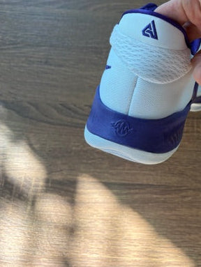 Purple & White " Zoom Freak 4 " - NIKE - Size 12.5*