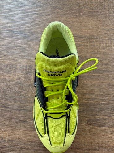 " Light Lemon Twist " - NIKE AIR PEGASUS WAVE - Size 10.5*