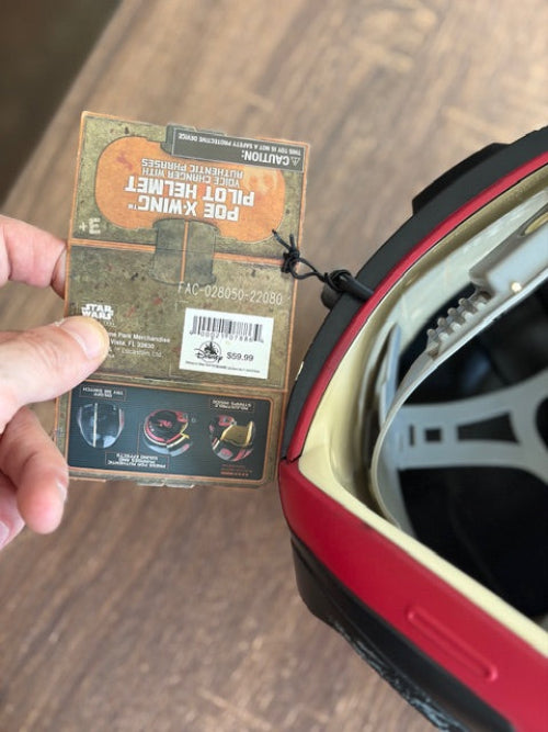 STAR WARS HELMET W/ SOUNDS - Size 3+