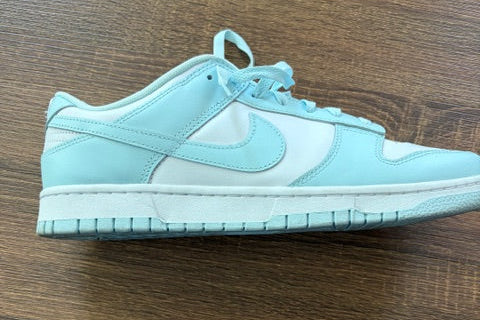 " Glacier Blue " - NIKE DUNK LOW - Size 11*
