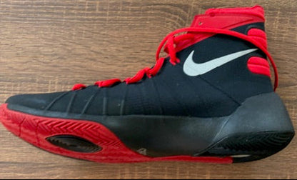 Black and Red - NIKE HYPERDUNK 2015 - Size 12
