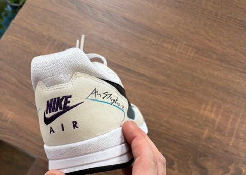 SIGNED - " Blue Lagoon " - NIKE AIR SKYLON 2 - Size 11.5*