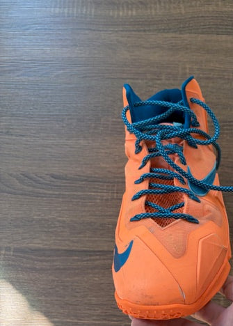 " Atomic Orange " - NIKE LEBRON 11 - Size 12*