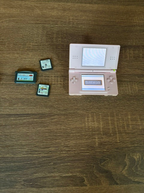 Pink Nintendo DS Lite W/ 3 Games!