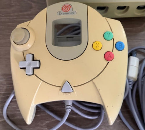DREAMCAST BUNDLE 01* w/ 2 Controllers, 2 Memory Cards, & 1 Game!