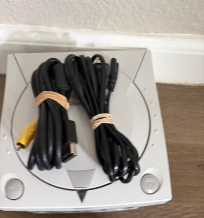 DreamCast Bundle2* Including 2 Games ( NCAA, & NFL )