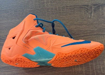 " Atomic Orange " - NIKE LEBRON 11 - Size 12*