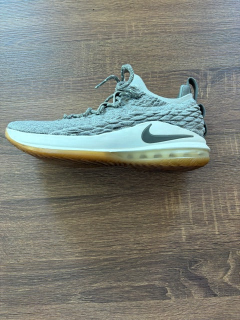 Gray & White - NIKE - Size 11*