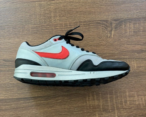 " Chili 2.0 " Silver Bottoms - NIKE AIR MAX - Size 11*