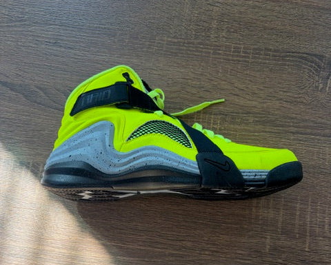 " Volt " - NIKE LUNAR RAID - Size 12